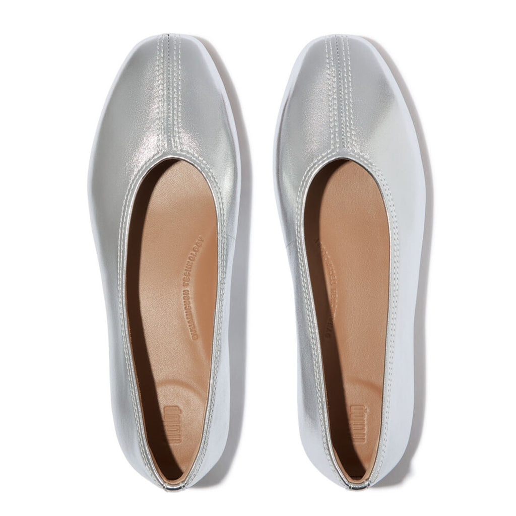 DELICATO High-cut Soft-leather Ballet Flats
