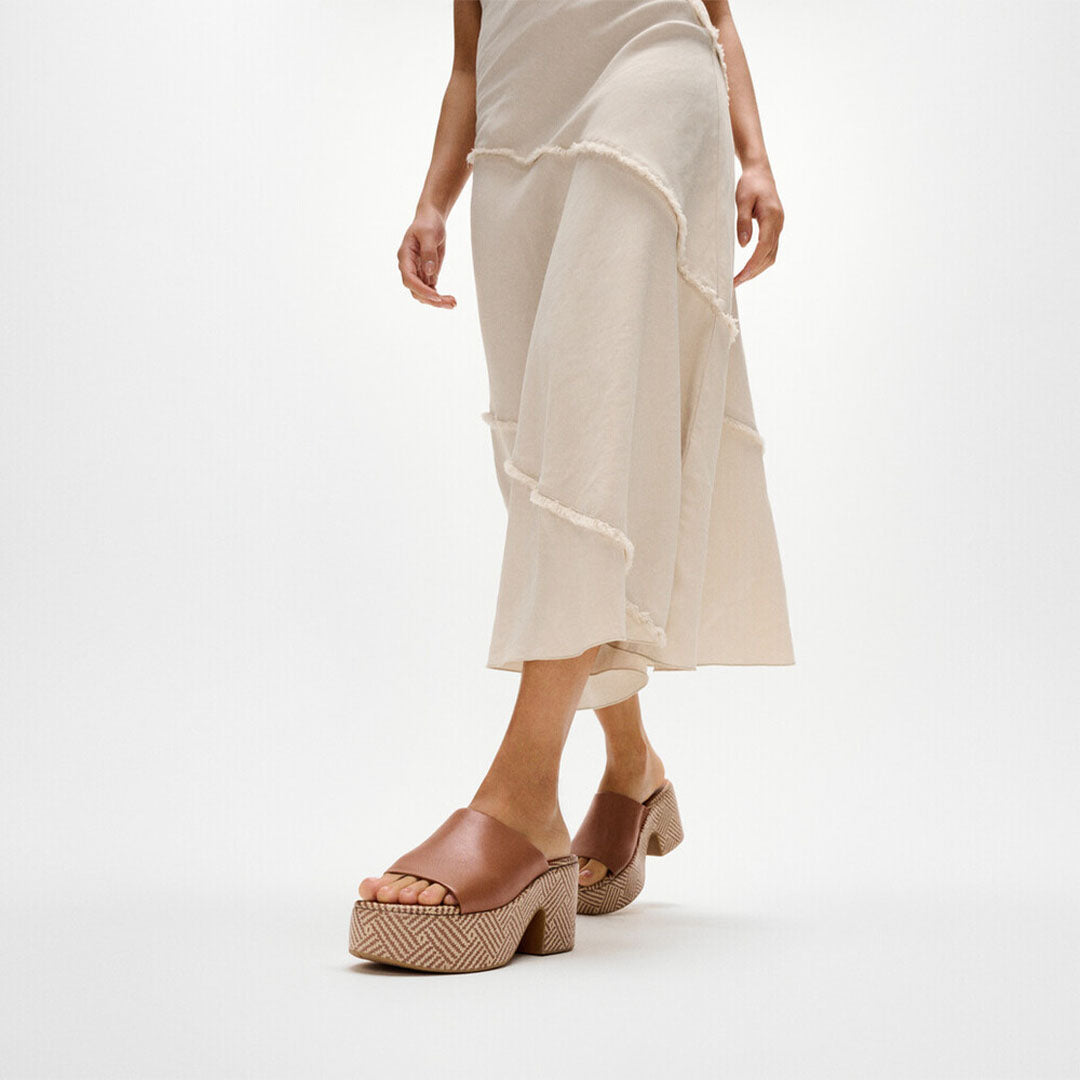 PLATFFORMS Graphic-weave Leather Heeled Slides