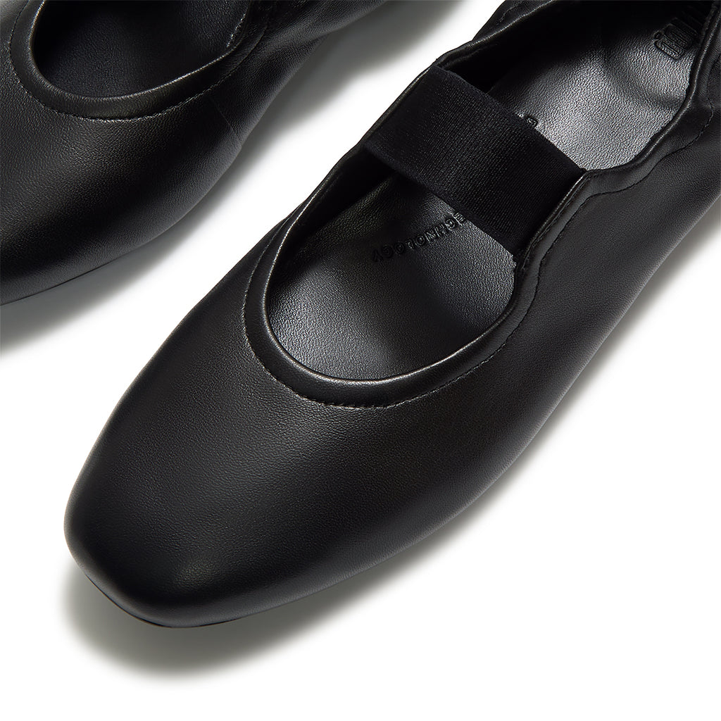 DELICATO Poise Leather Mary Janes