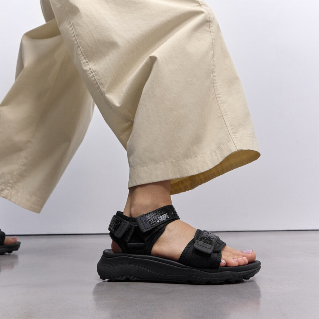 FitFlop NEO-D-HYKER sandals featuring sequin detail and ergonomic comfort, designed for both trails and city streets