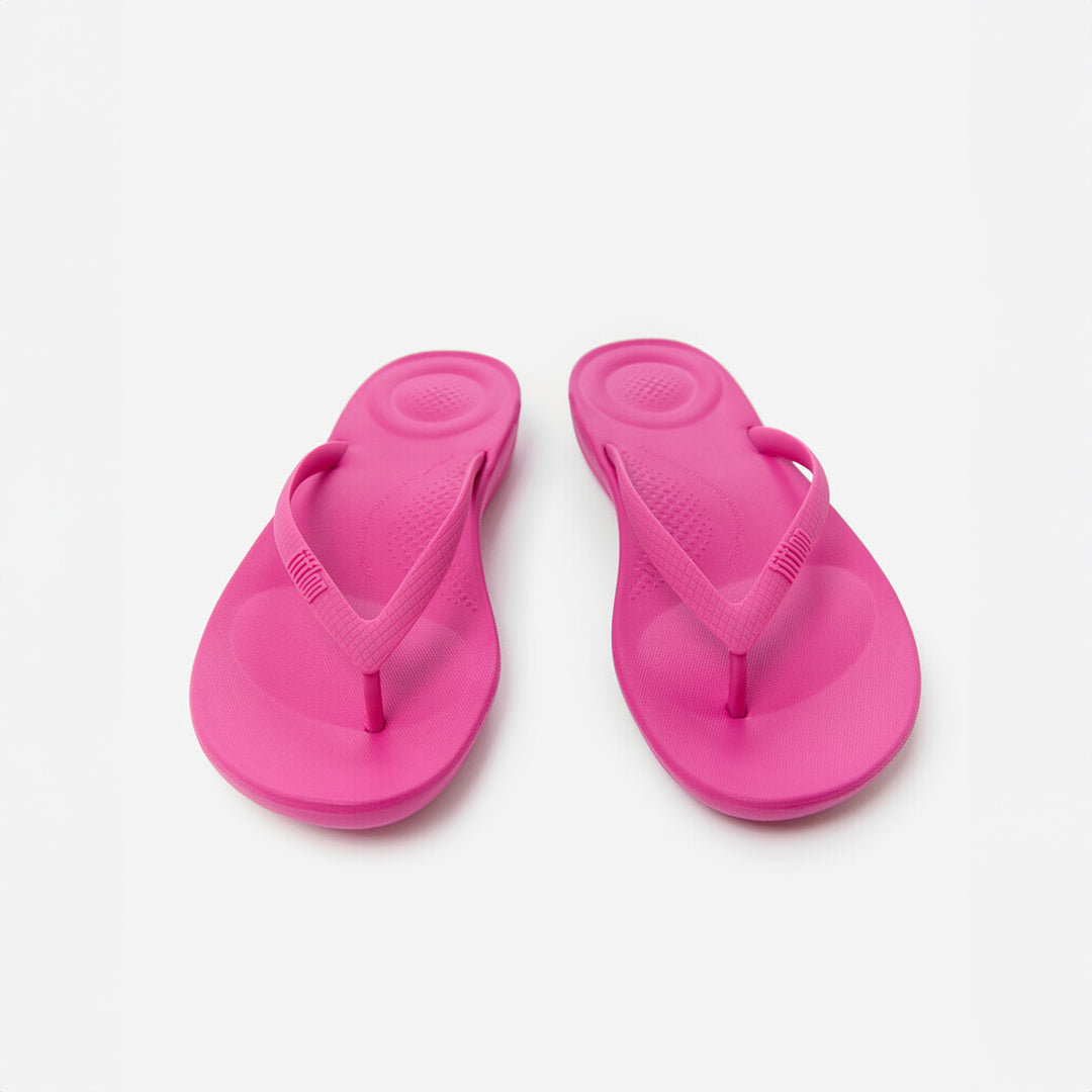 iQUSHION Ergonomic Flip-Flops