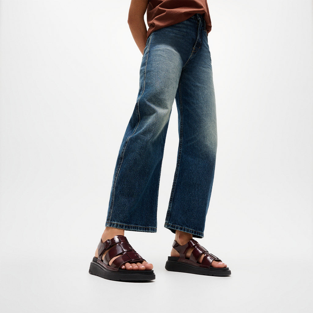 GEN-FF Brushed Leather Fisherman Sandals