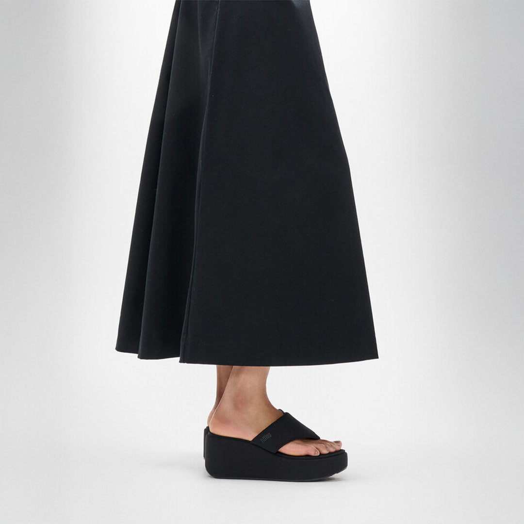 PLATFFORMS Wedge Toe-post Sandals