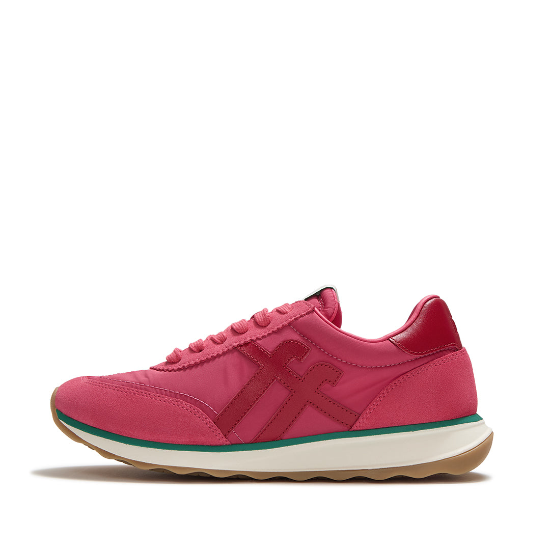 FitFlop RETRO-Q FF Fabric/Suede Sneakers featuring a retro-inspired design, suede overlays, lightweight nylon upper, and cushioned iQushion™ sole.