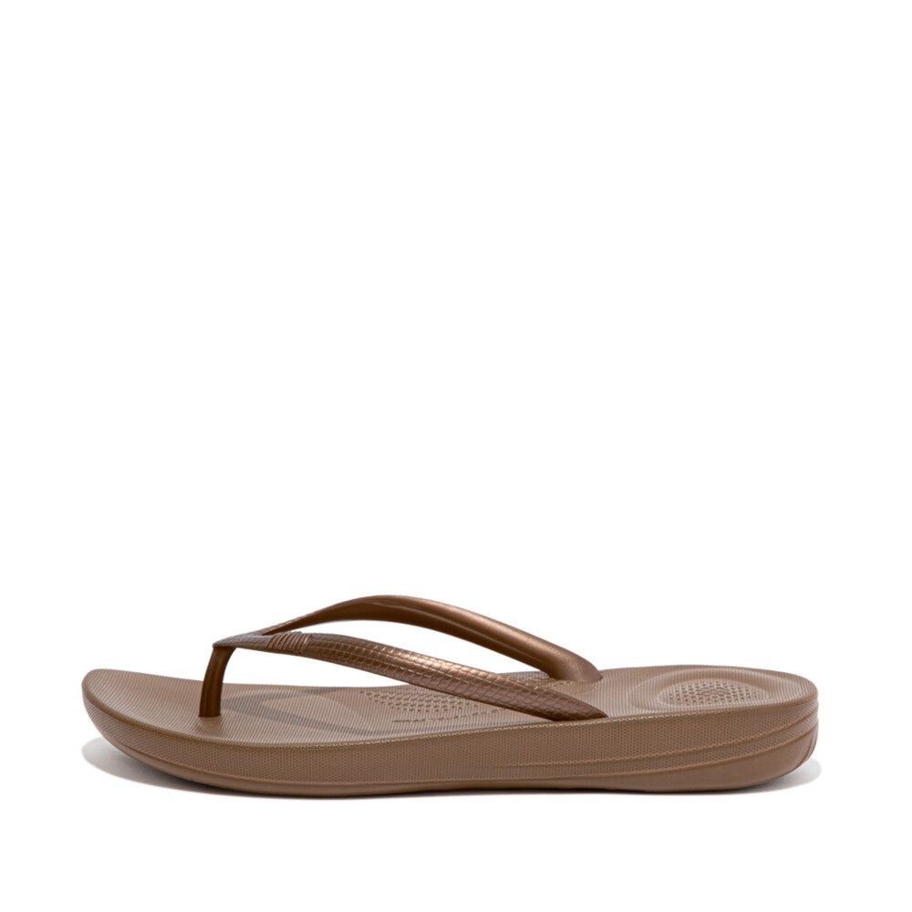 FitFlop iQushion Ergonomic Thongs Bronze